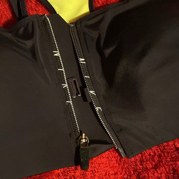 Nike Dri-Fit Sports Bra NWOT - Picture 3 of 5